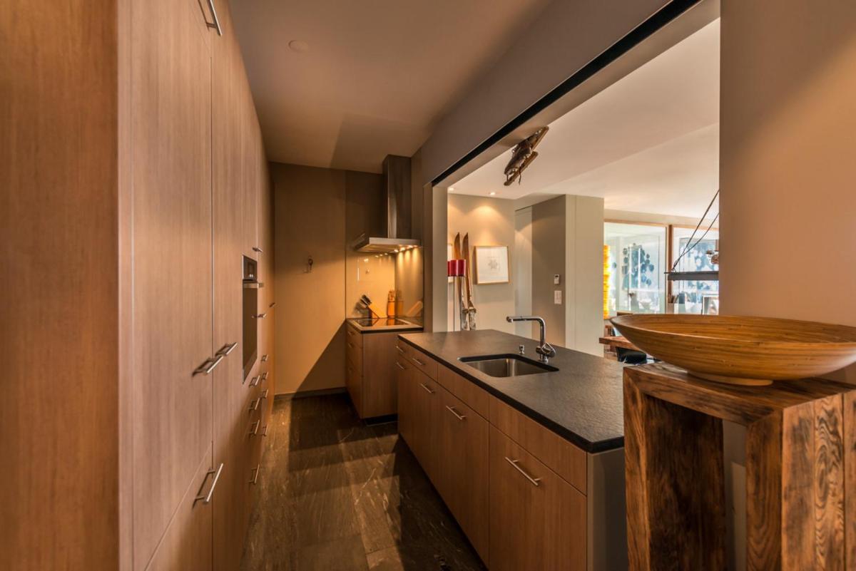 Church Hill Apartment